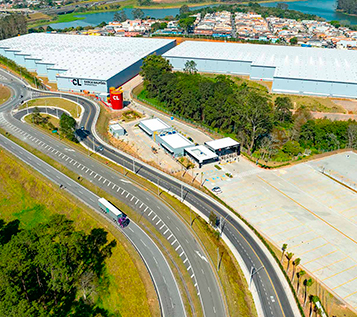 sanca-galpoes-cl-imigrantes-4-thumb-popup